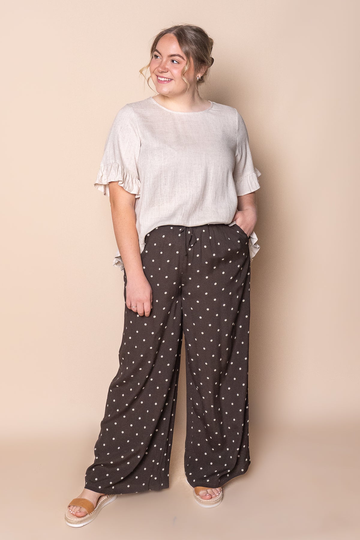 Billy Ruffle Top in Sand