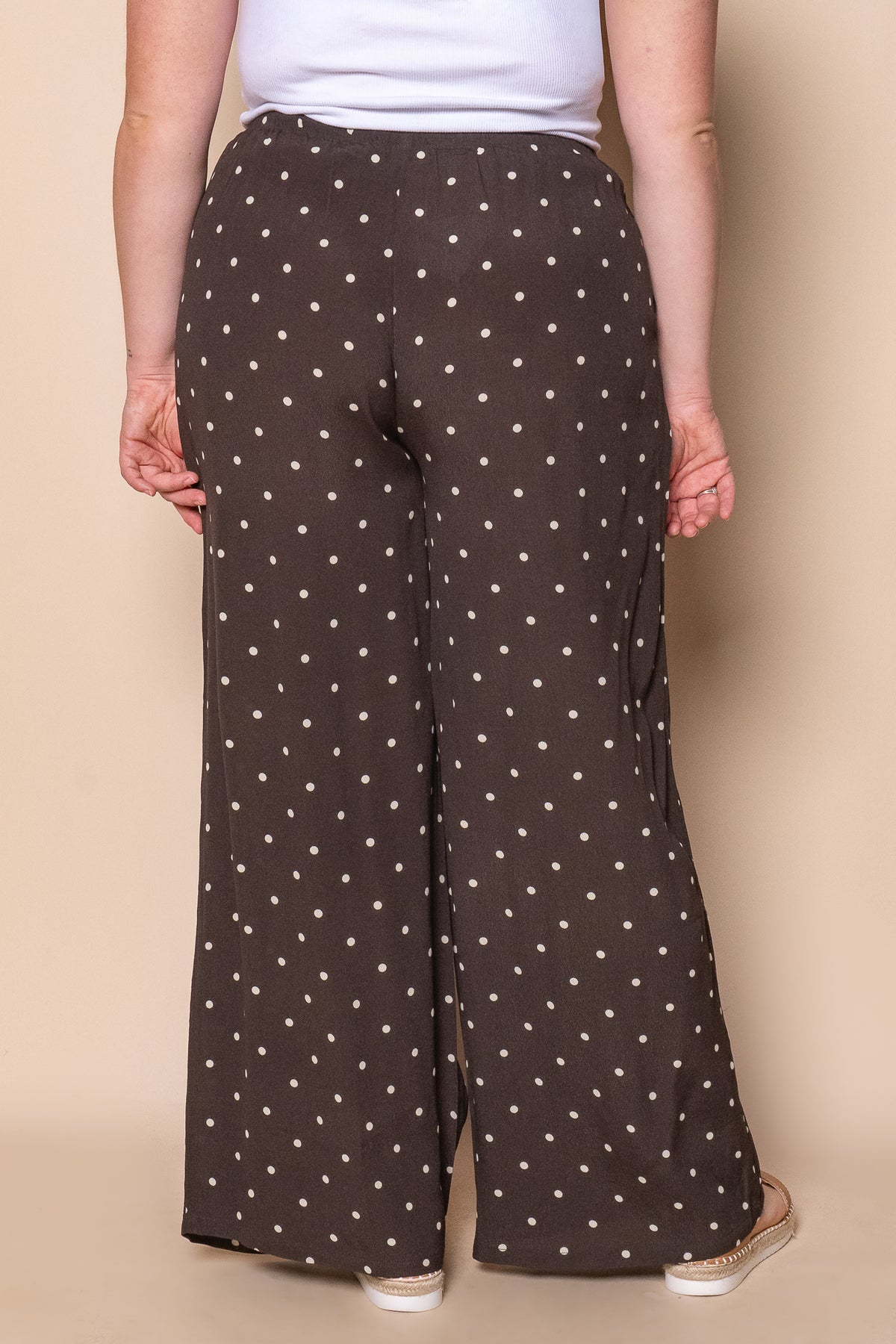 Emelia Pants in Brown - All About Eve