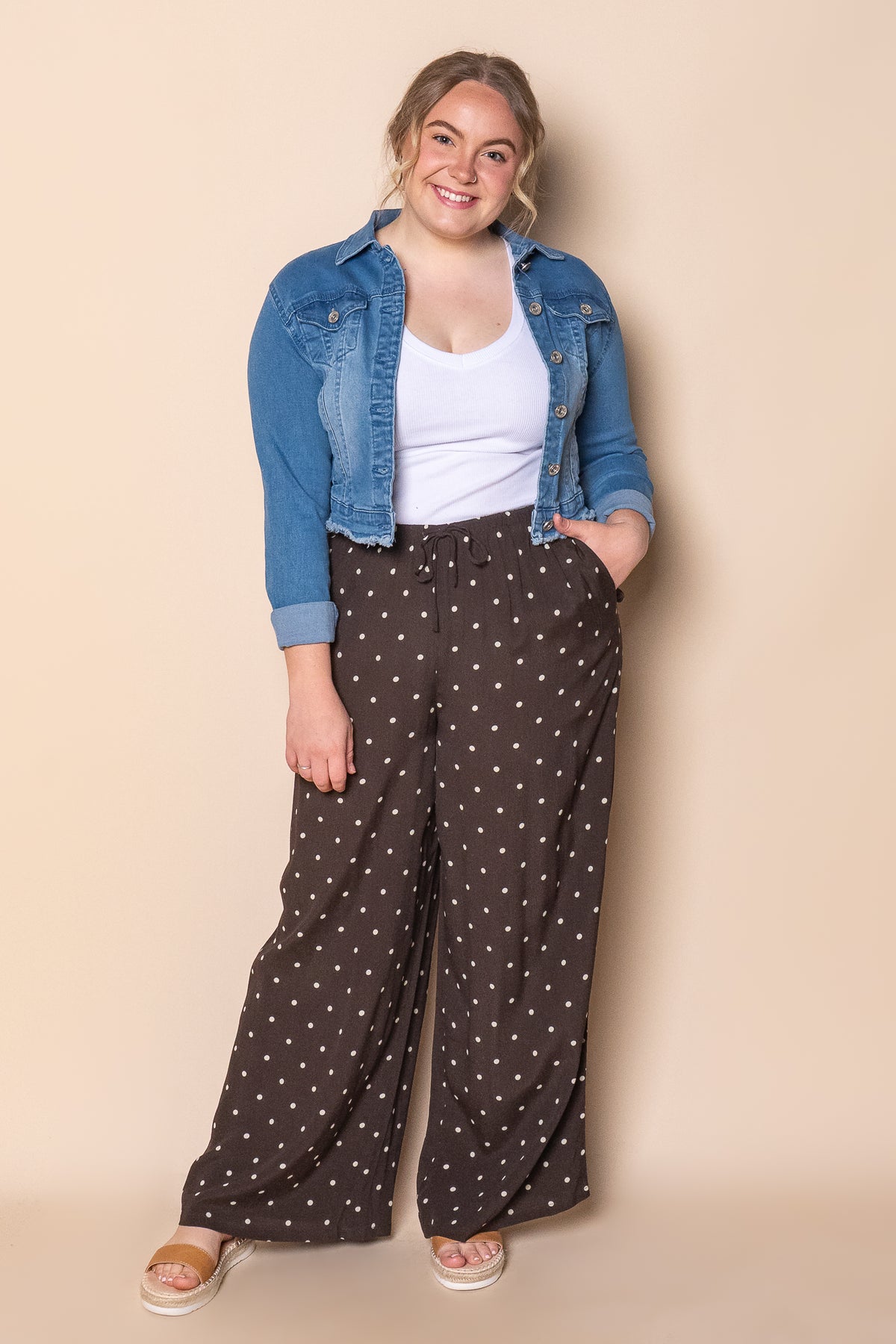 Emelia Pants in Brown - All About Eve