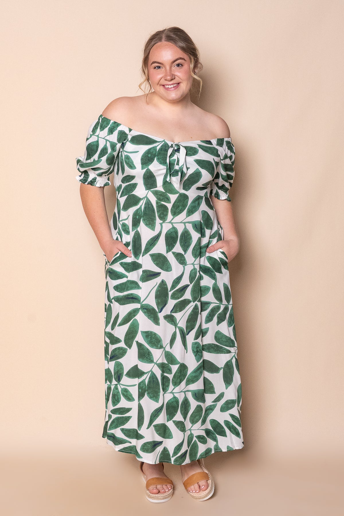 Leanna Leaf Midi Dress in Green