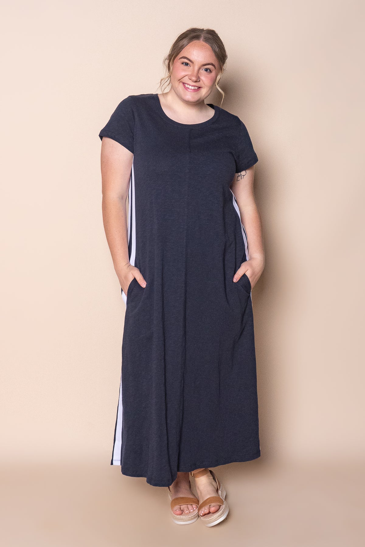 Recovery Dress in Navy and White - Foxwood