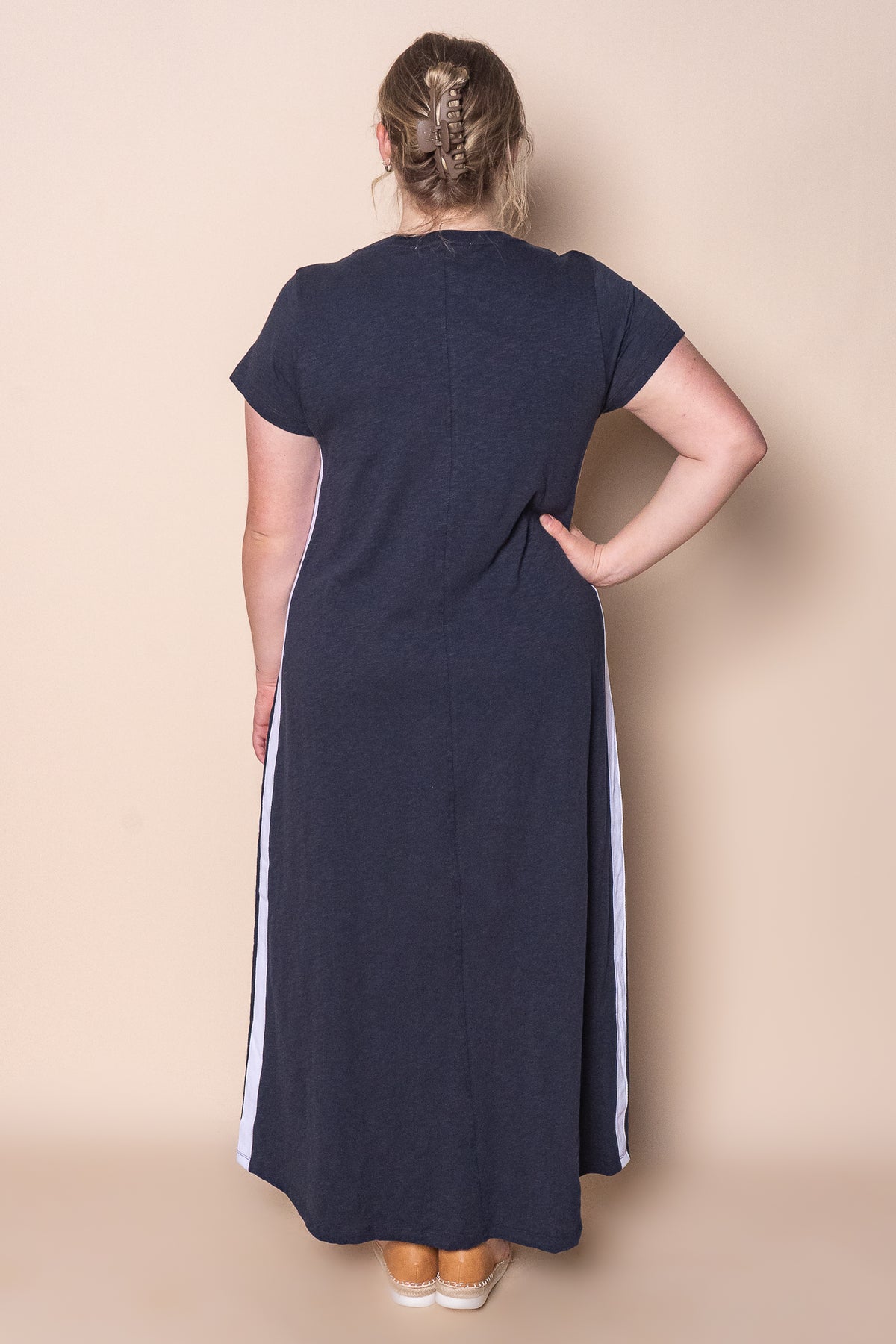 Recovery Dress in Navy and White - Foxwood