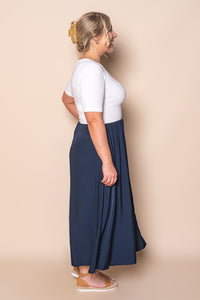 Venetta Midi Dress in White/Navy