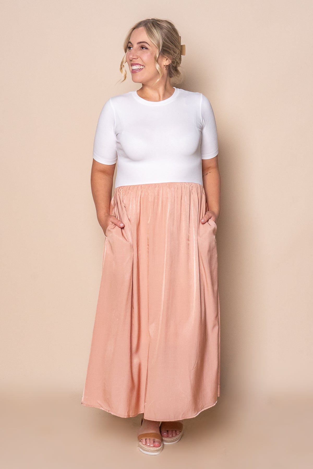 Venetta Midi Dress in White/Dusty Pink