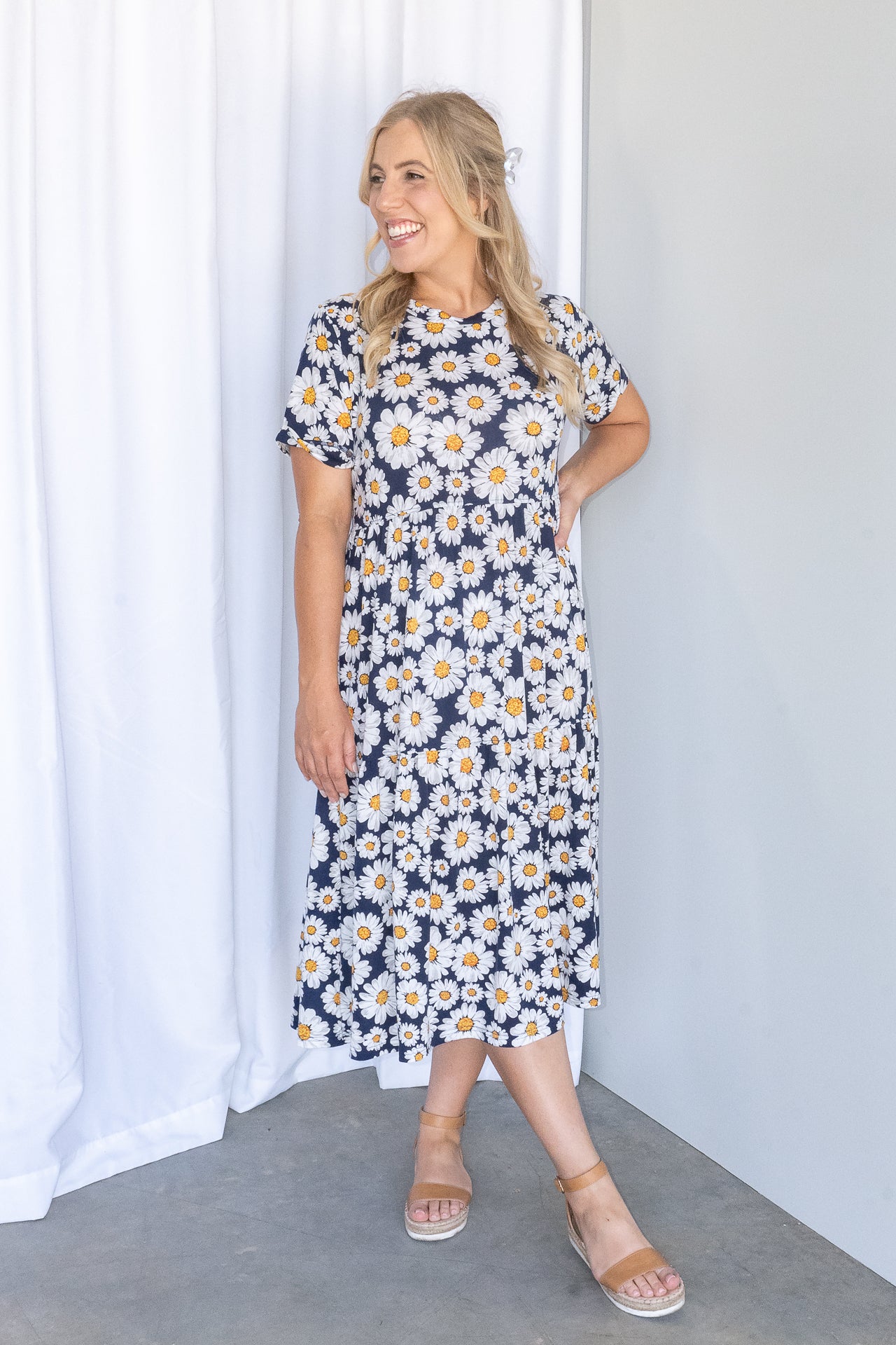 Daisy Floral Midi Dress in Navy – Always Alice
