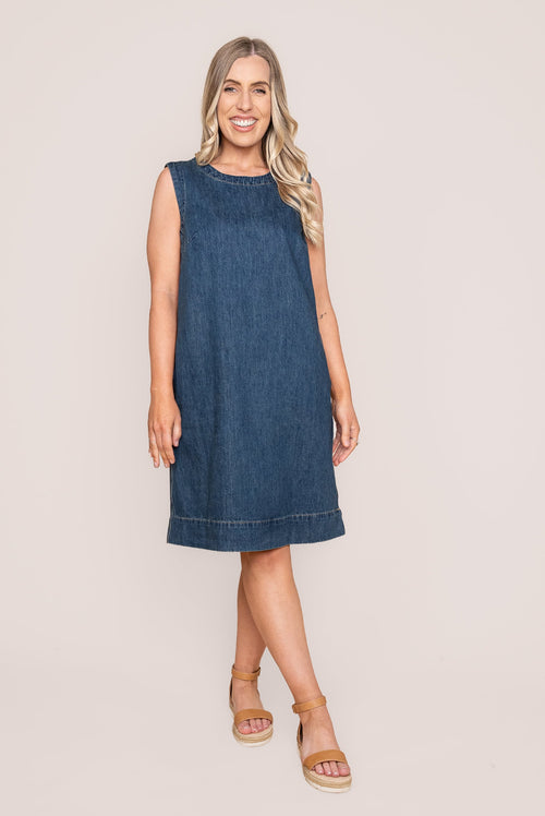 Sonny Denim Dress in Dark Blue - Elm