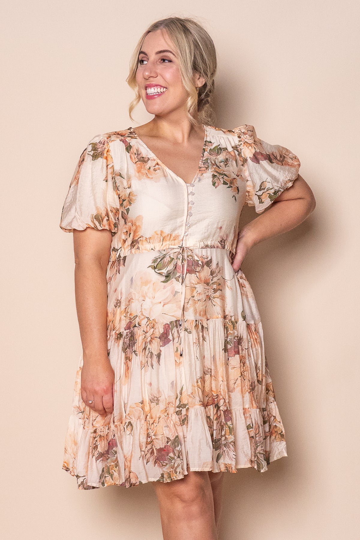 Pammie Floral Dress in Soft Peach