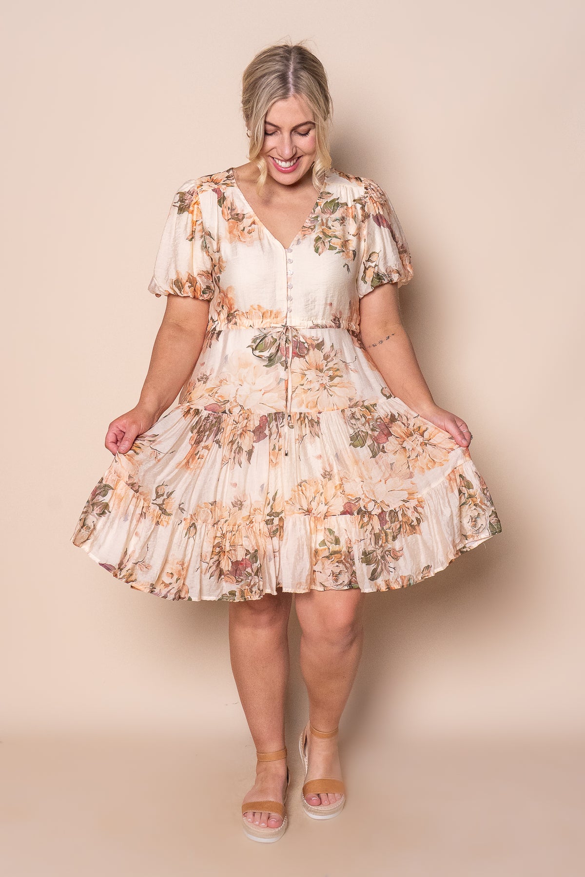 Pammie Floral Dress in Soft Peach