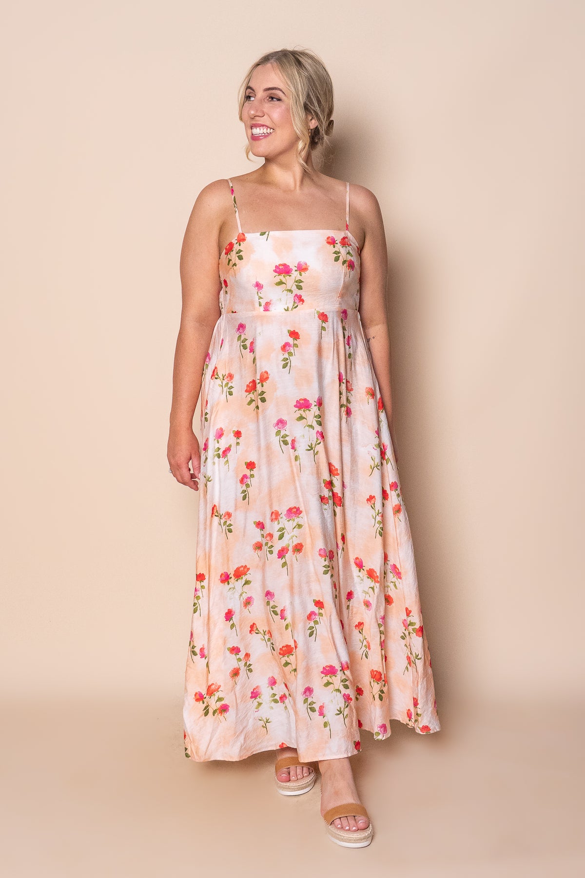 Fawnie Floral Maxi Dress in Peach
