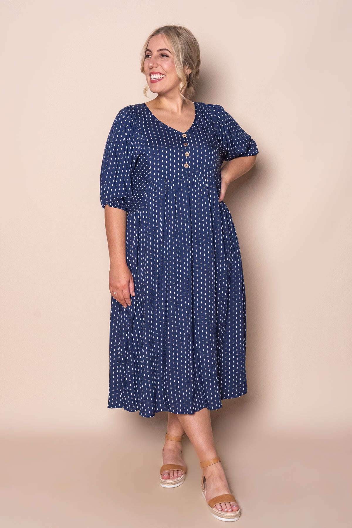 Chelsa Midi Dress in Navy