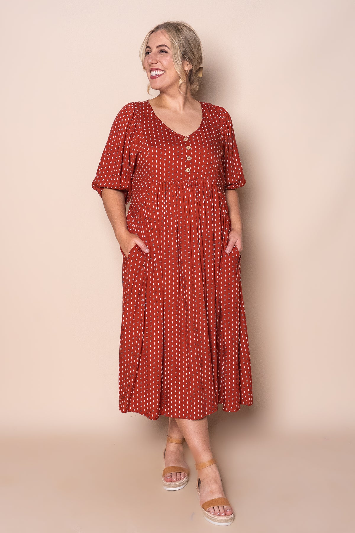 Chelsa Midi Dress in Rust