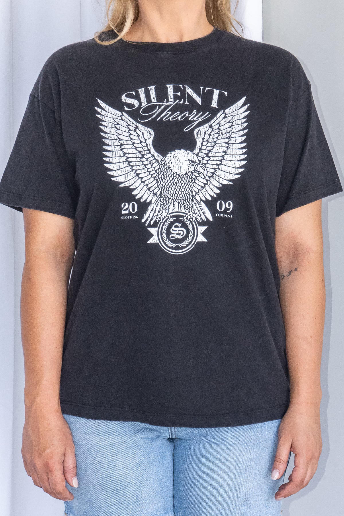 Limitless Tee in Washed Black - Silent Theory