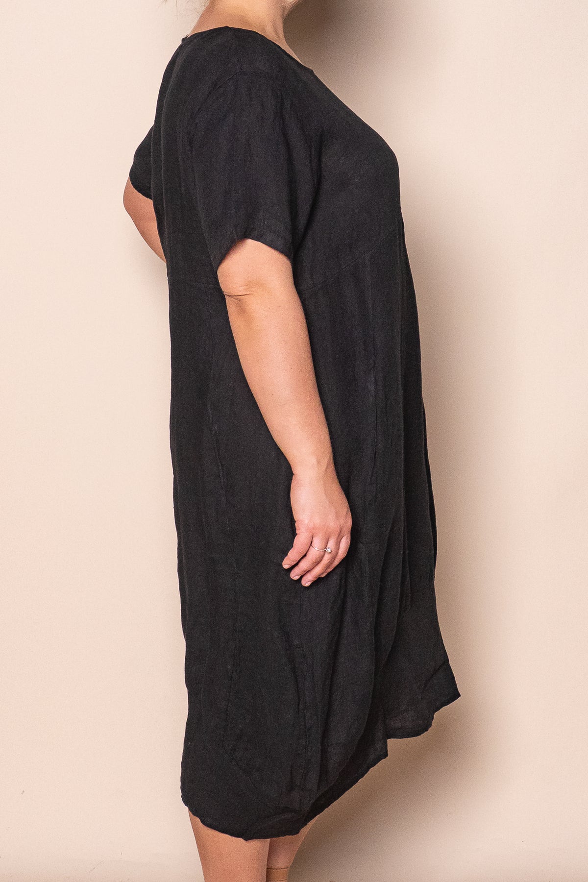 Grier Linen Midi Dress in Black