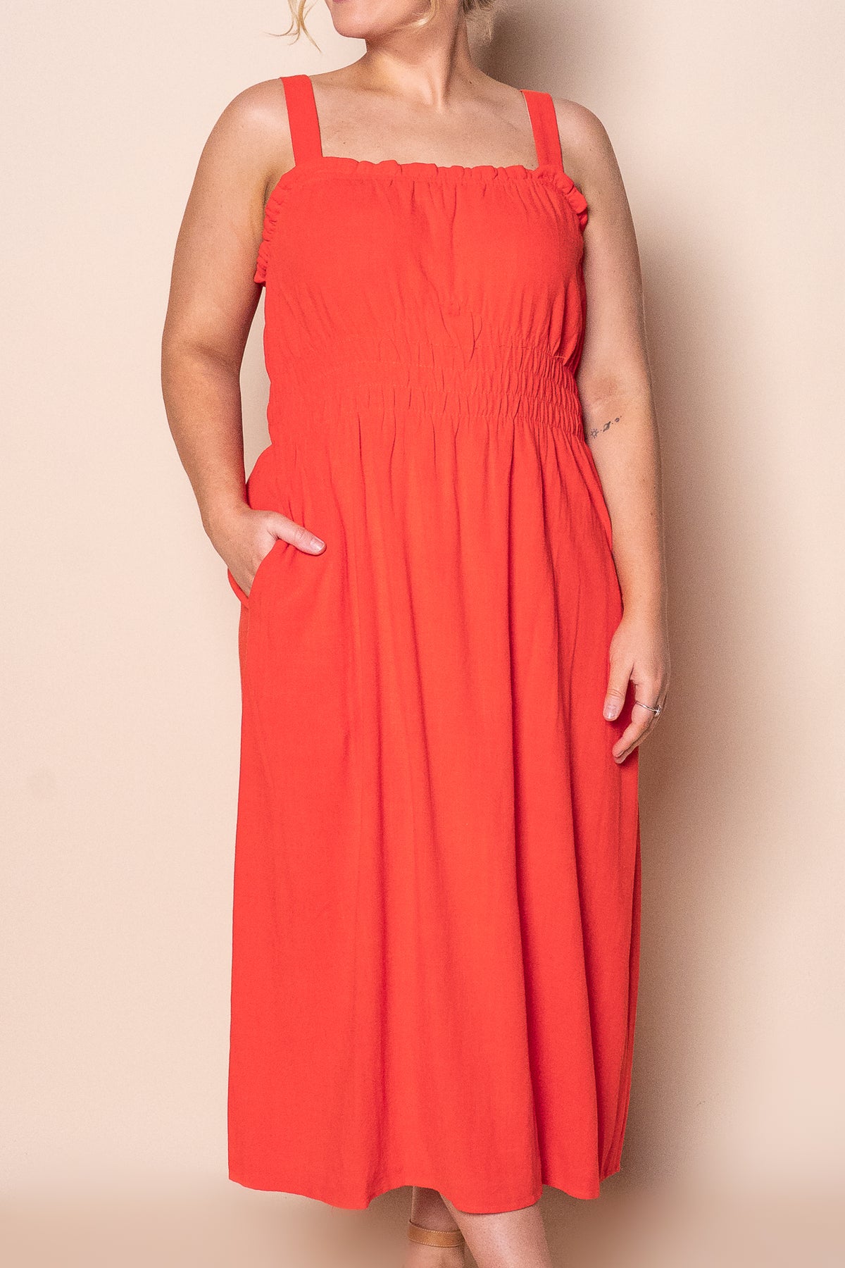 Dandelion Midi Dress in Tangelo - Foxwood