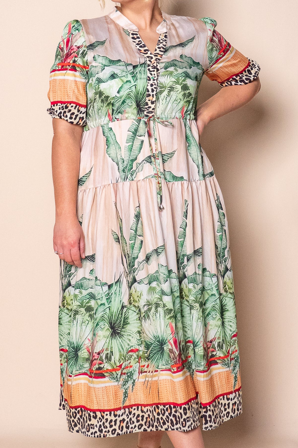 Jesper Midi Dress in Green