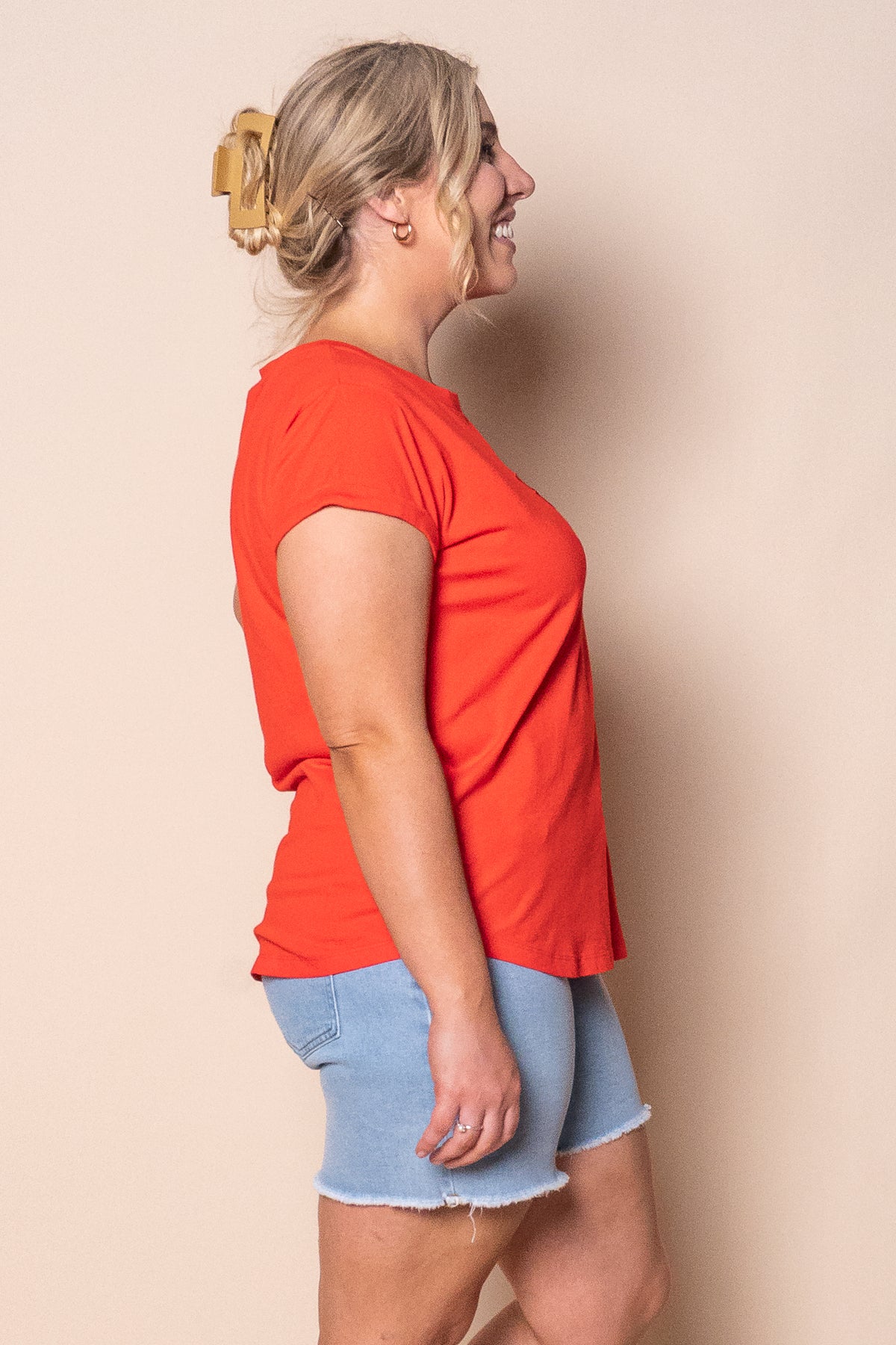 Signature Tee in Tangelo - Foxwood