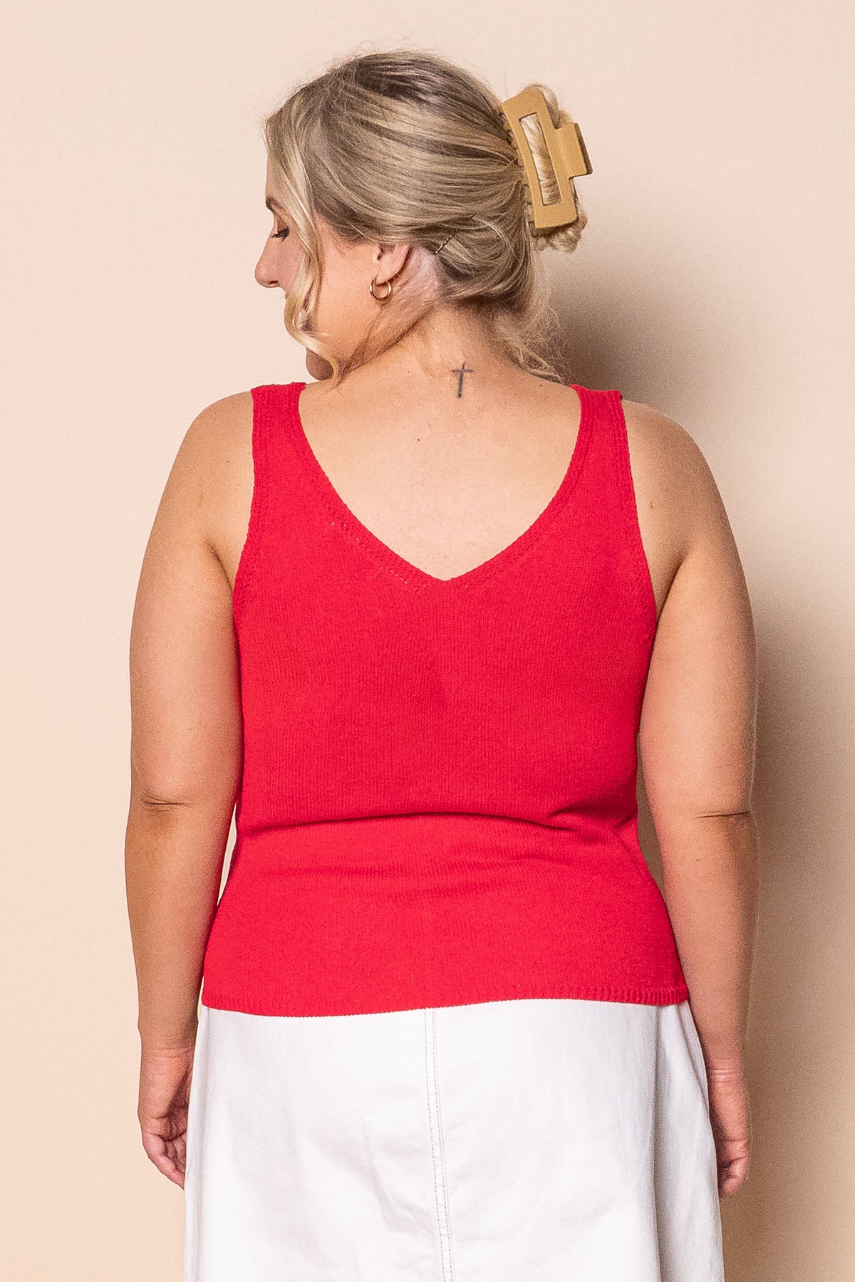 Lilly Crepe Knit Singlet Top in Red