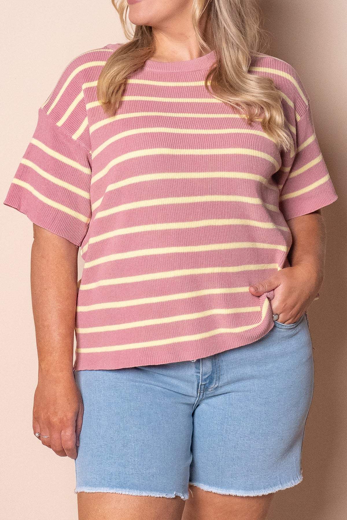 Kiley S/S Striped Knit Top in Musk