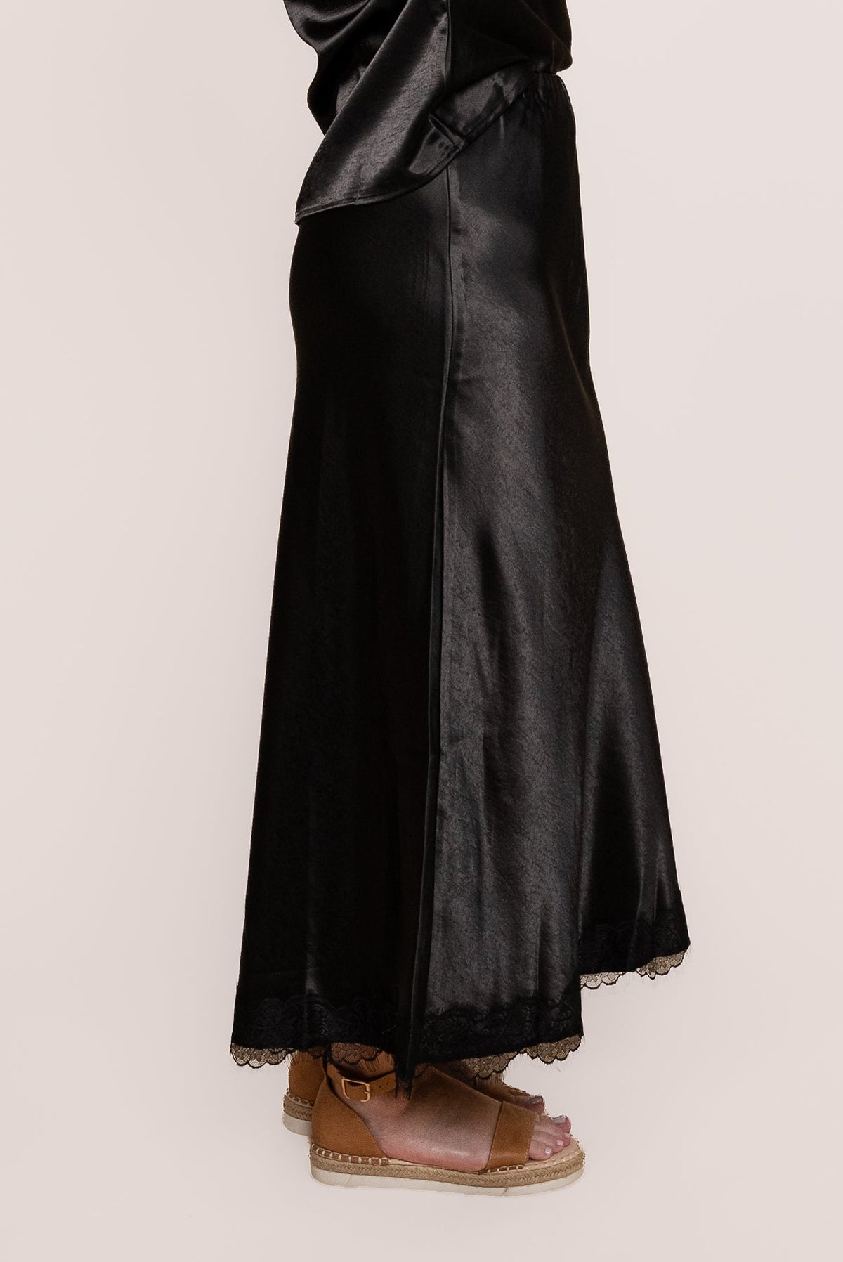 Lake Satin Lace Trim Midi Skirt in Black