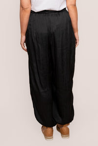 Kendall Satin Pants in Black