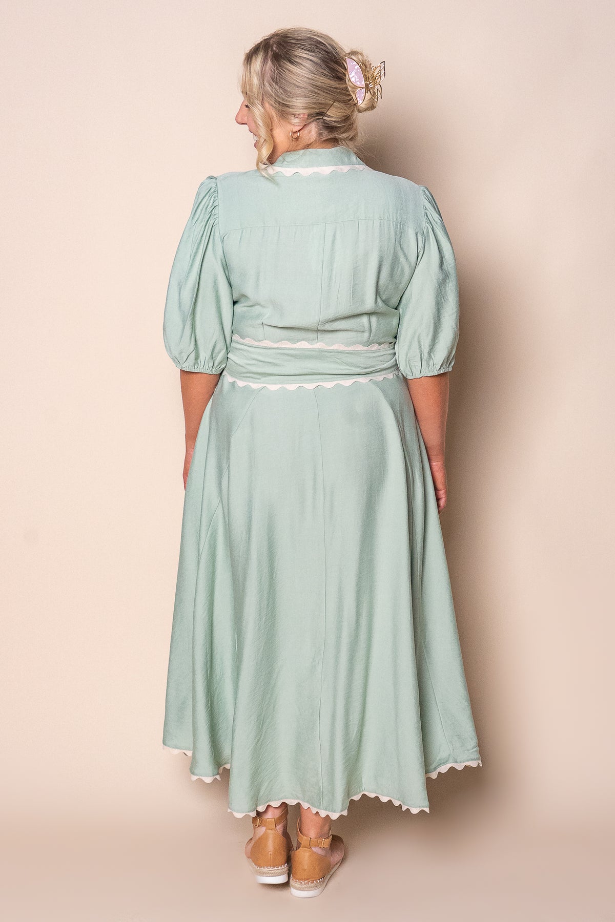 Sherry Midi Dress in Mint