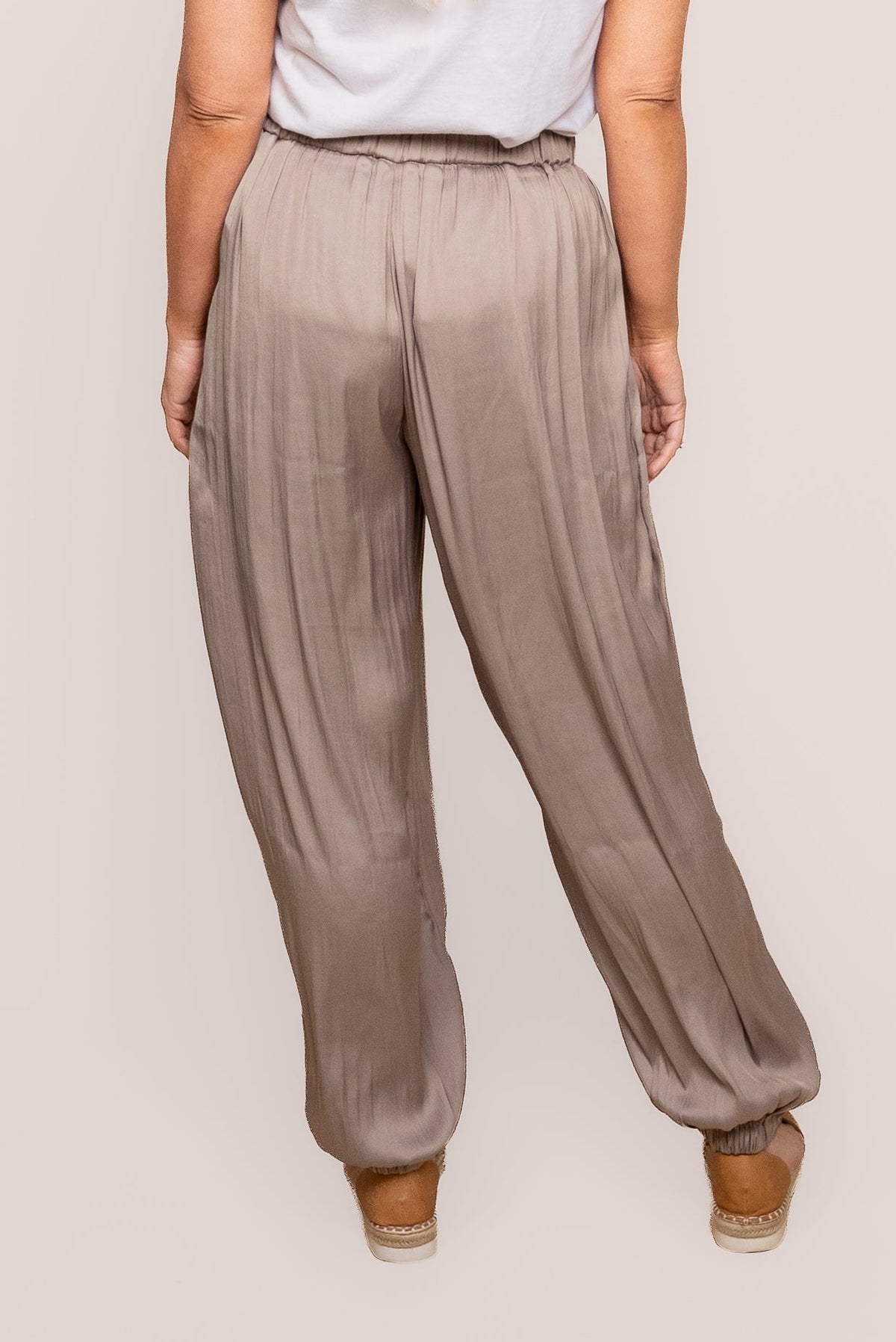 Kendall Satin Pants in Taupe