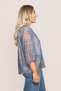 Tarnie Floral Top in Soft Blue