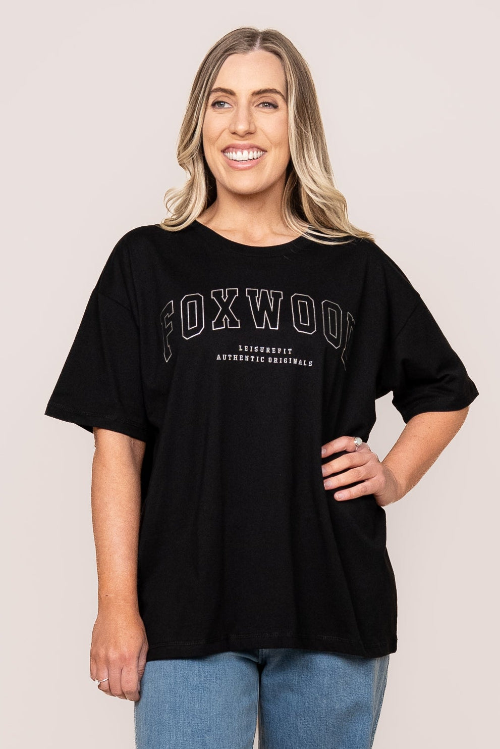 Metallic Outline Interval Tee in Black/Silver - Foxwood