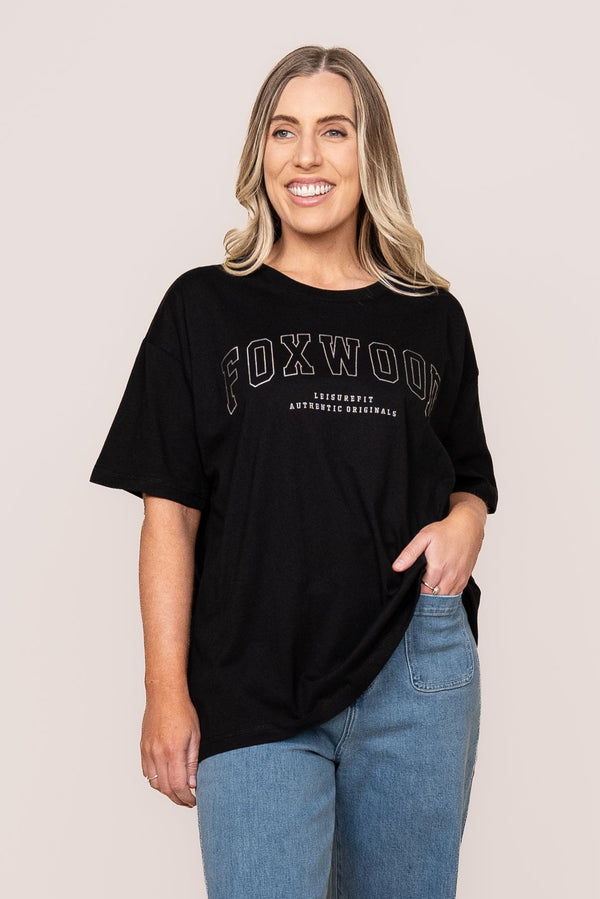 Metallic Outline Interval Tee in Black/Silver - Foxwood