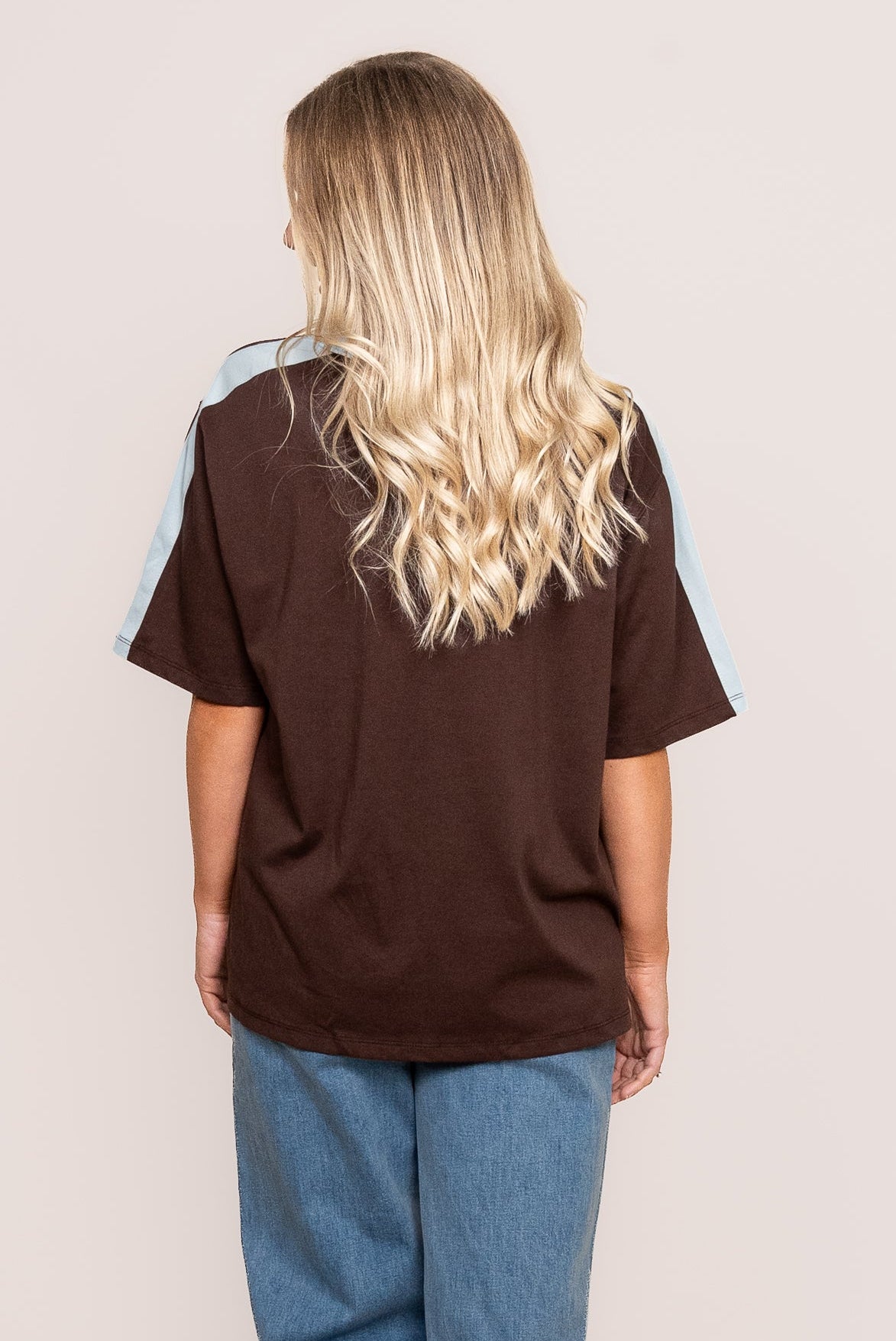 Harli Contrast Polo Tee in Chocolate - Silent Theory
