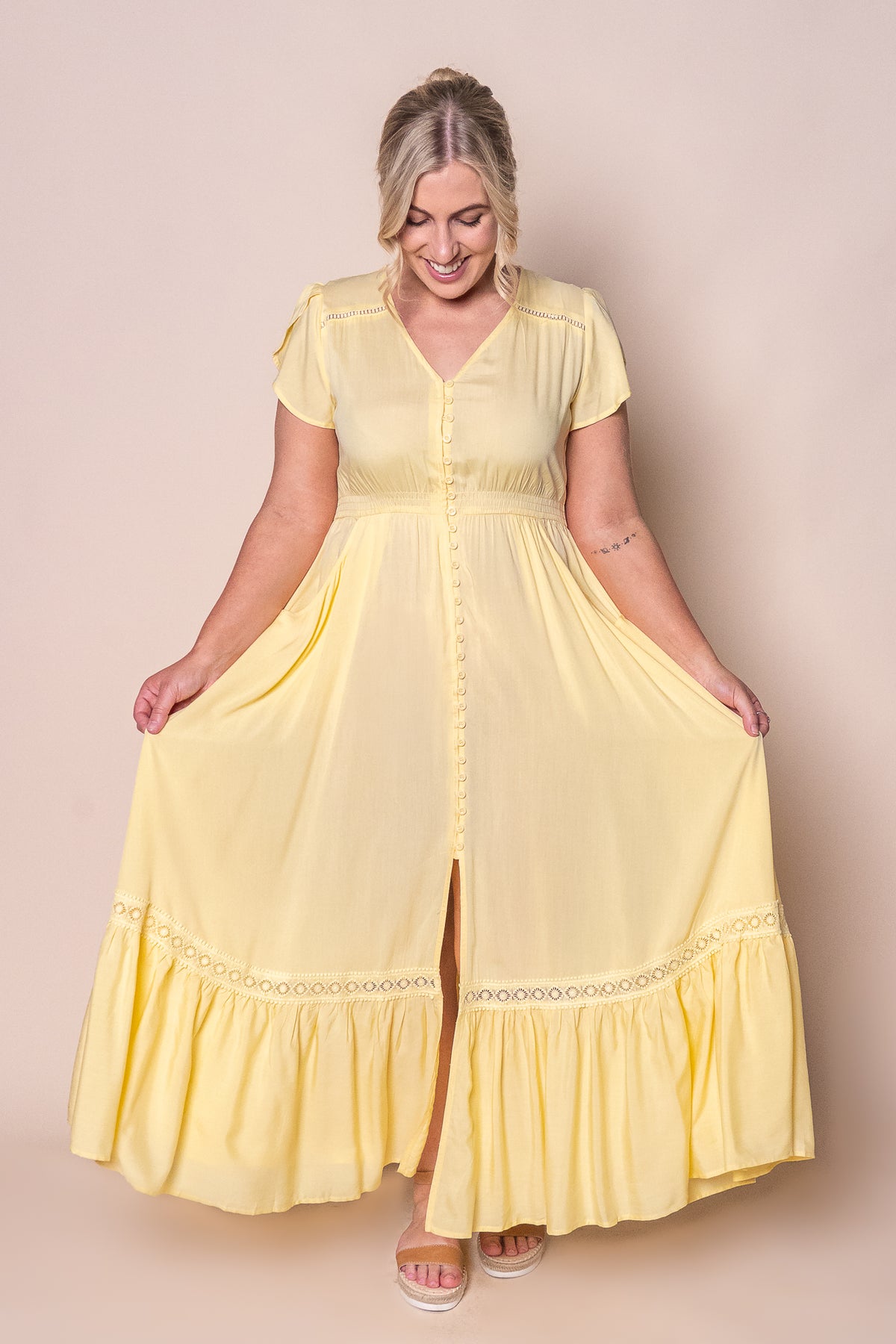 Fernie Maxi Dress in Lemon