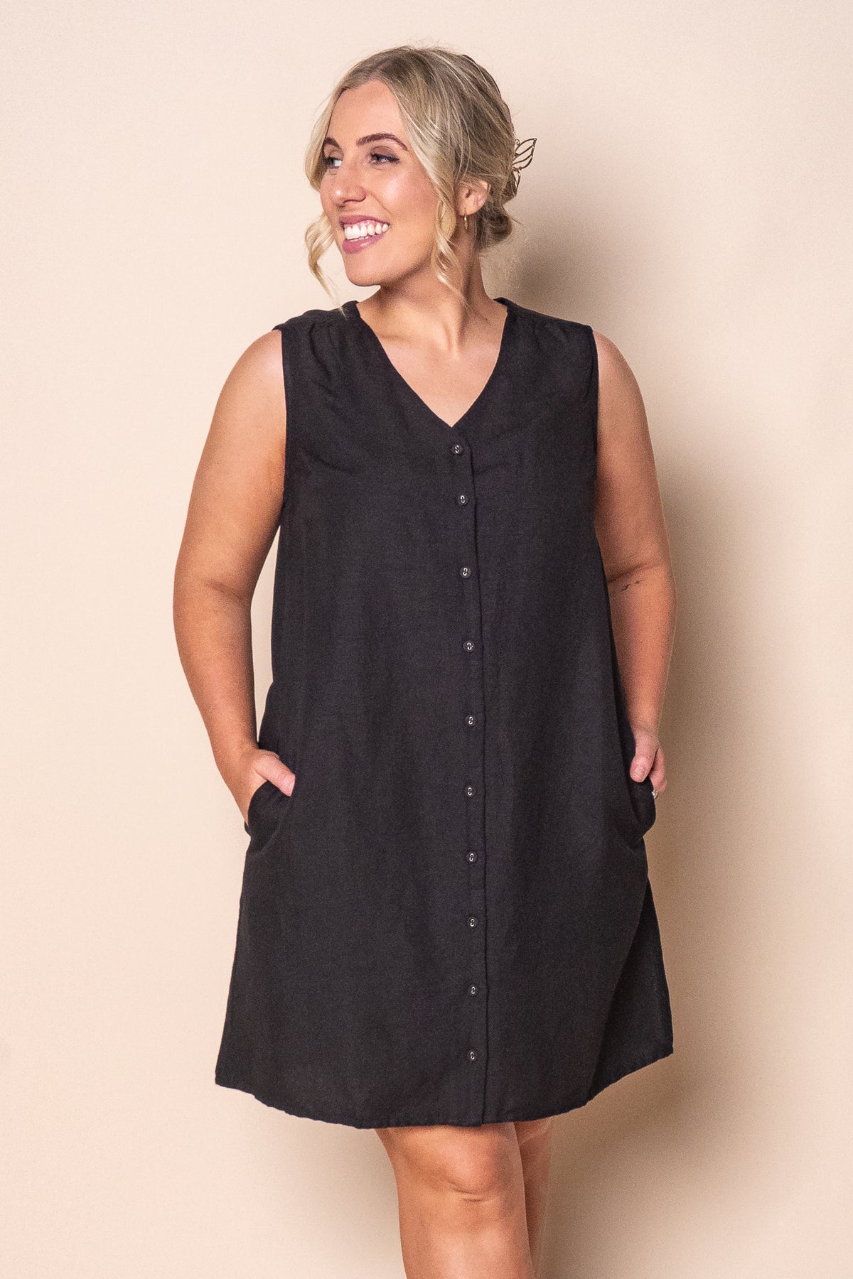 Anara Dress in Black - Foxwood