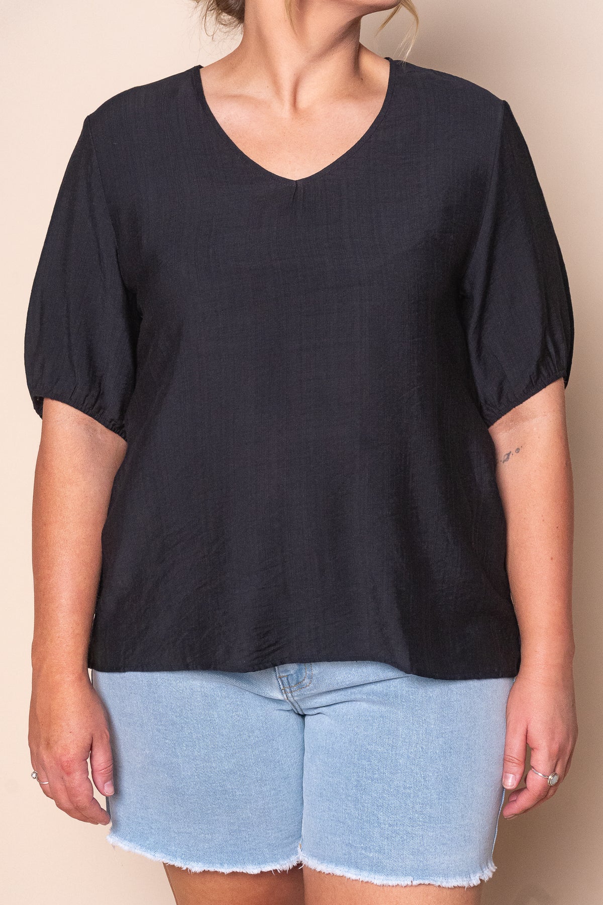 Quenby Top in Black