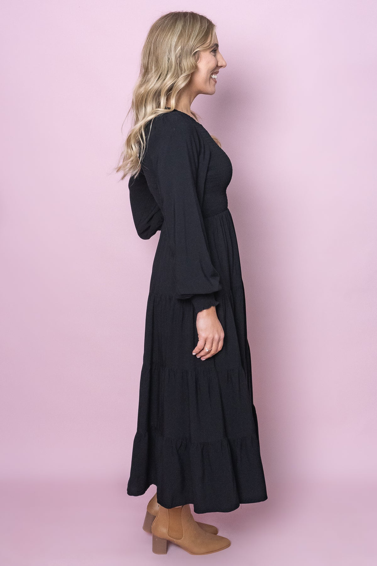 Samaria Dress in Black