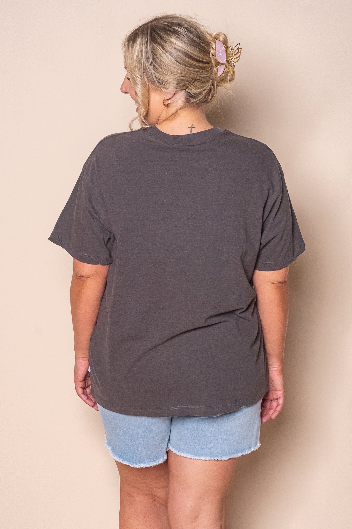 Yellowstone Relaxed Tee in Charcoal - All About Eve