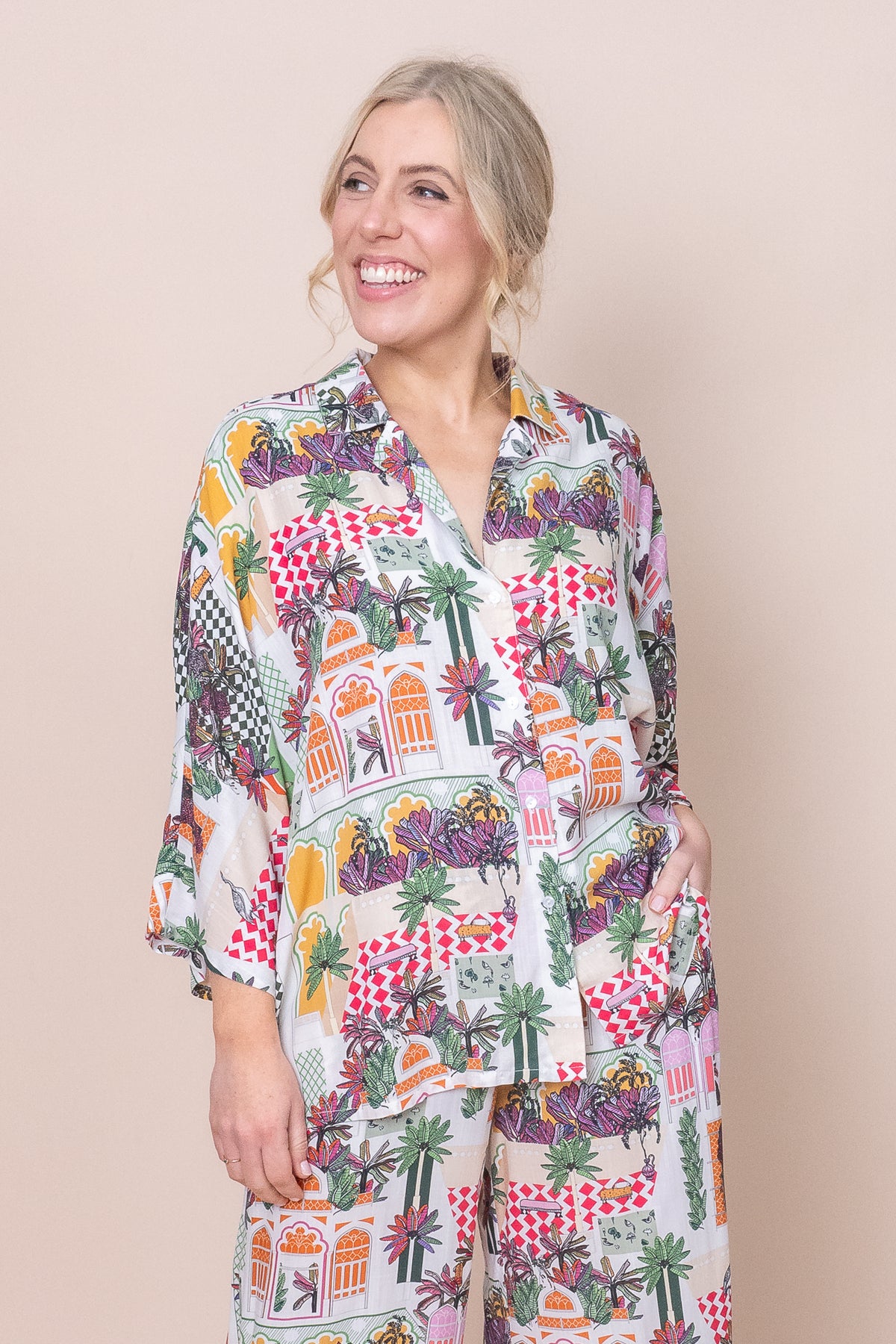 Laina Shirt in White Multi