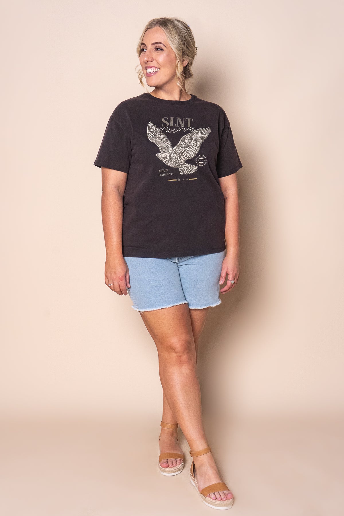 Hand Drawn Tee in Washed Black - Silent Theory