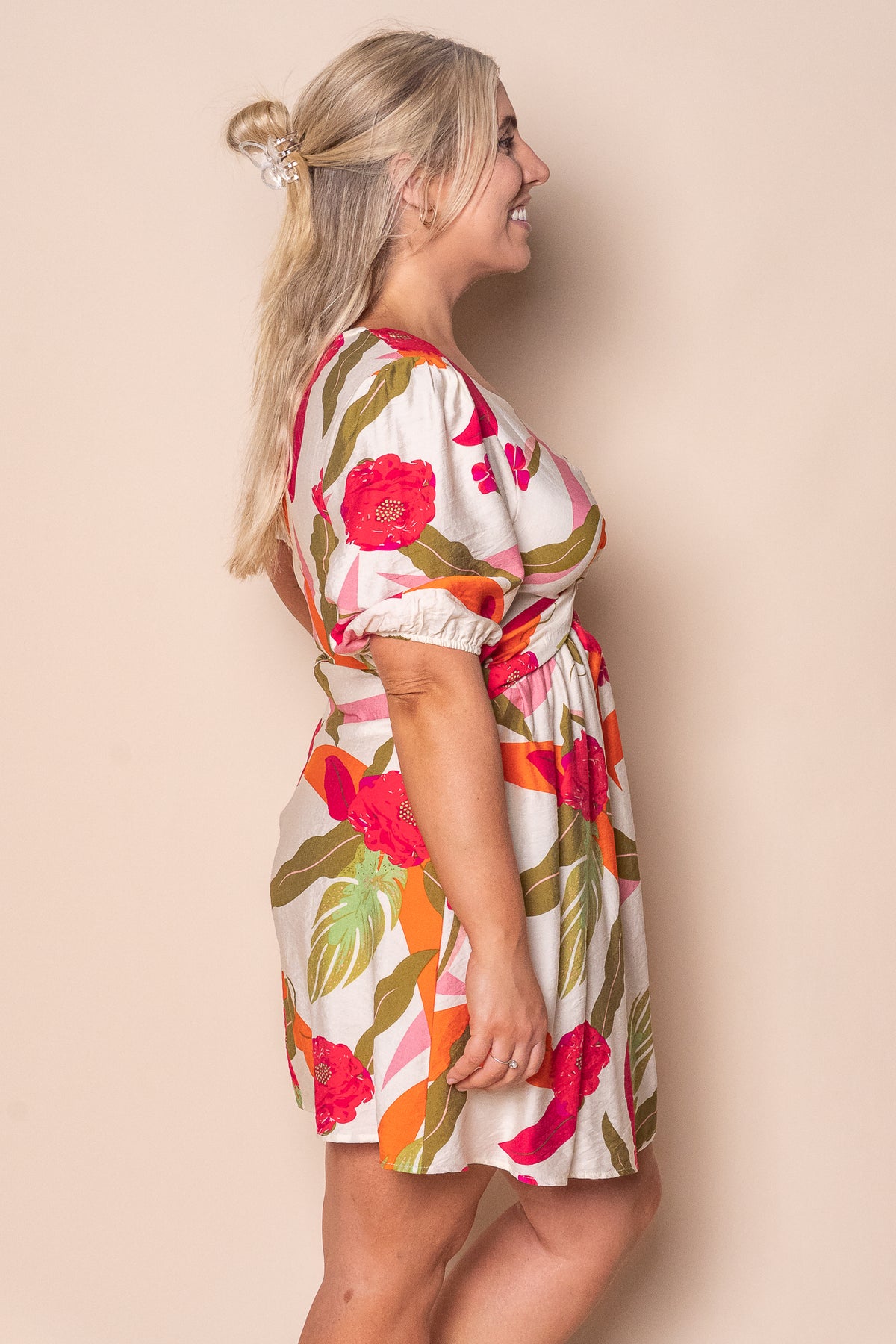 Rissa Floral Dress in Cream