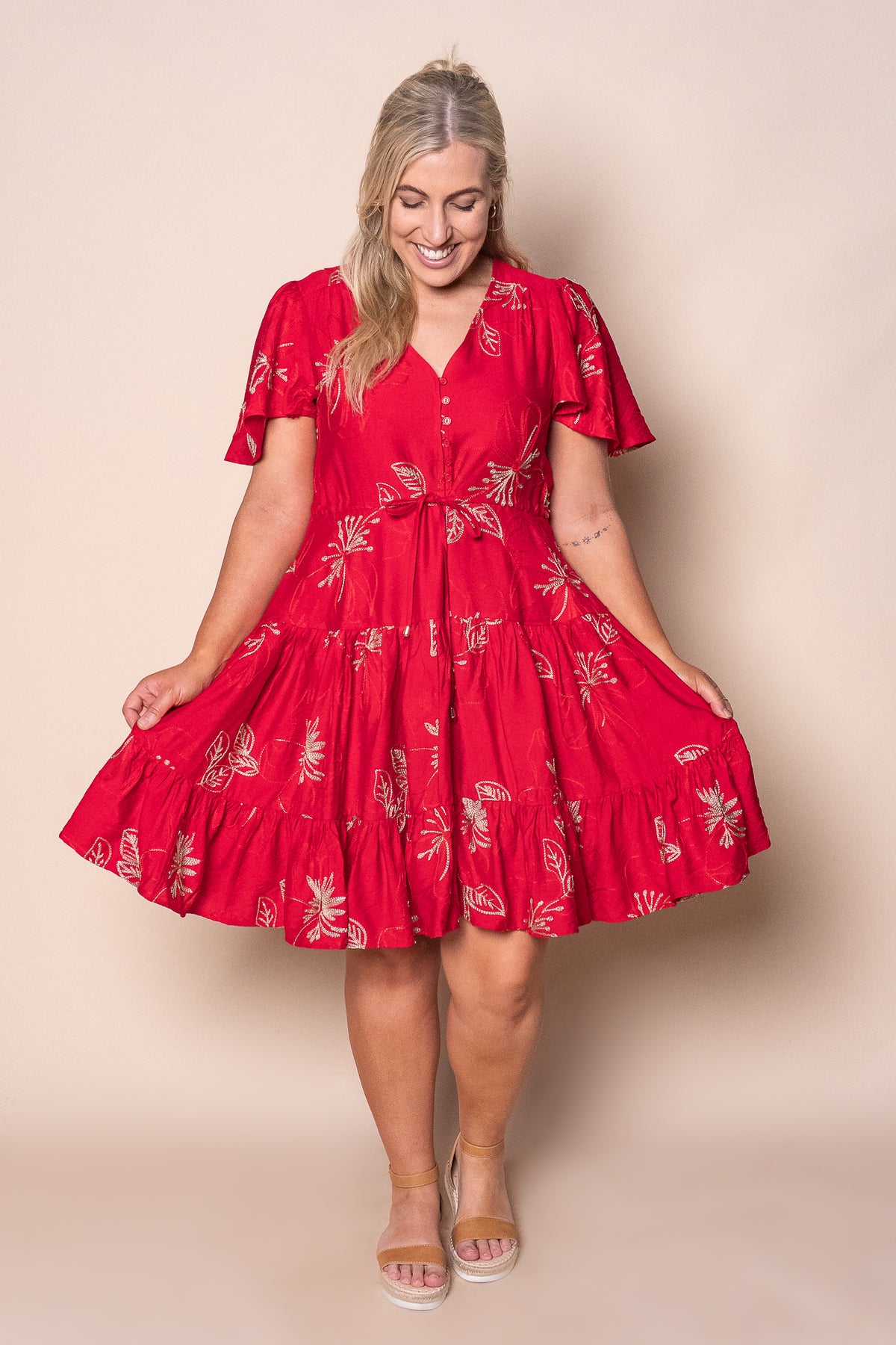 Rococo Floral Embroidery Dress in Red
