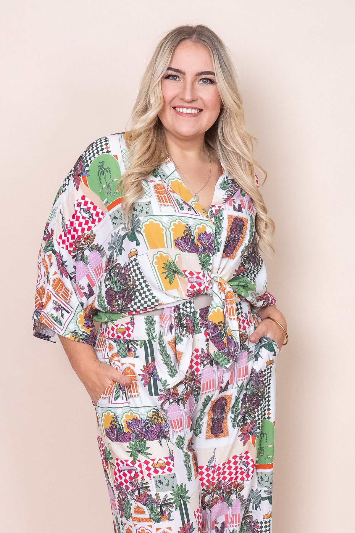 Laina Shirt in White Multi