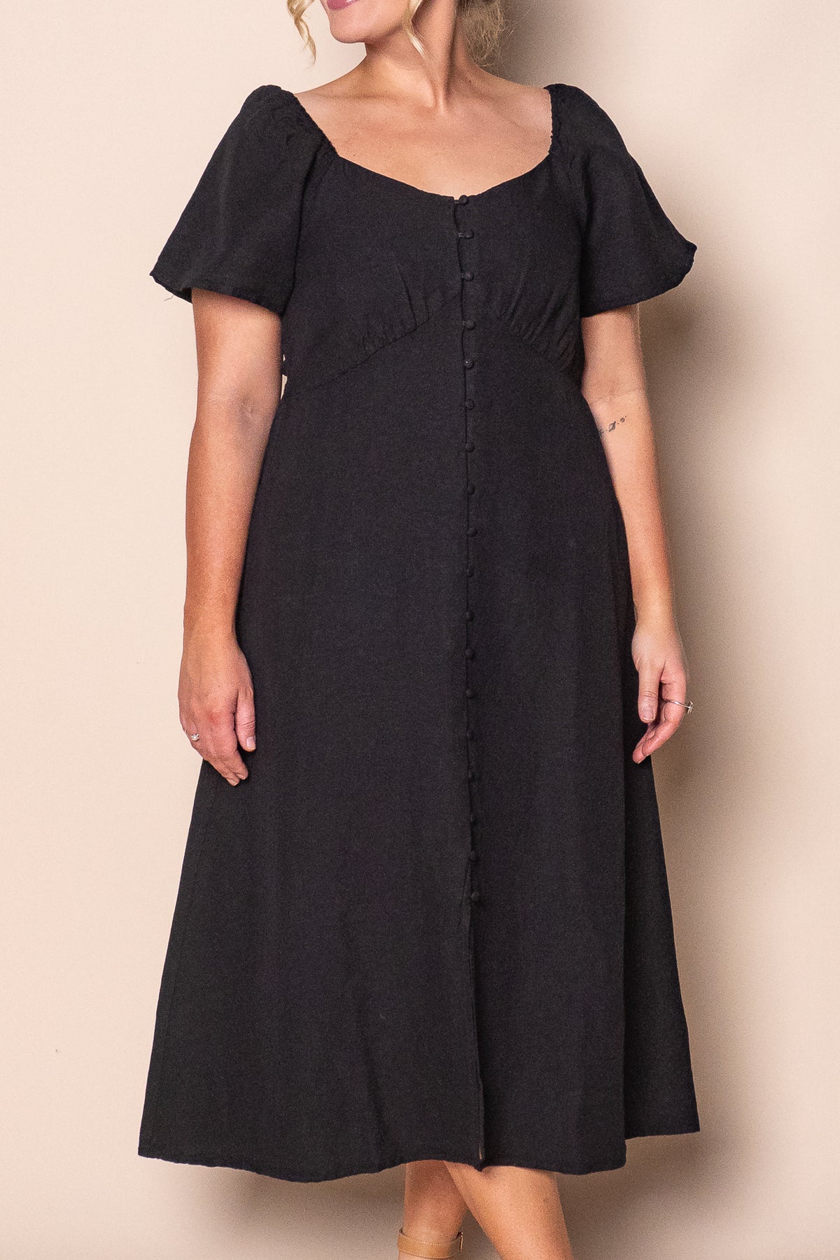 Juni Midi Dress in Black - Foxwood