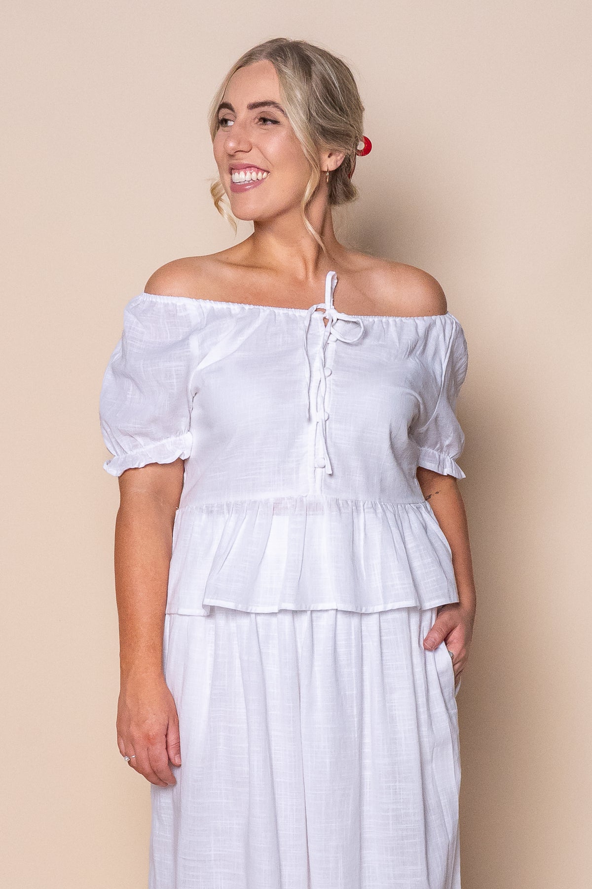 Tiana Top in White - Foxwood