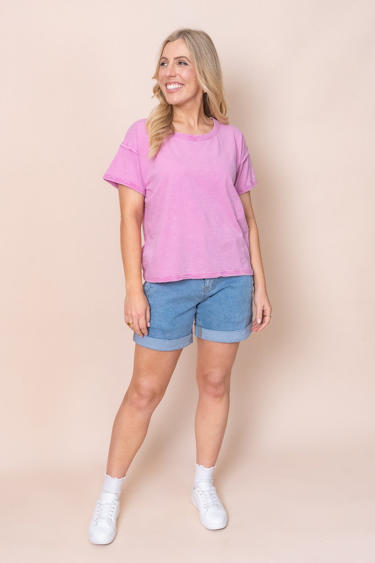 Marley Tee in Pastel Lavender - Foxwood