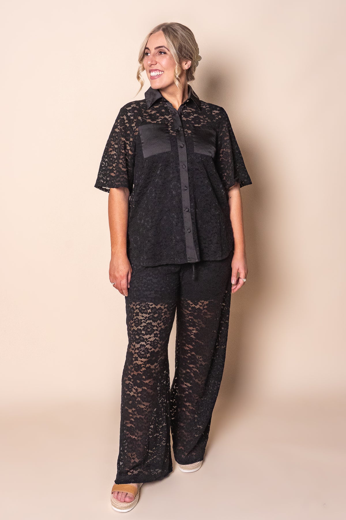 Dallas Lace Top in Black