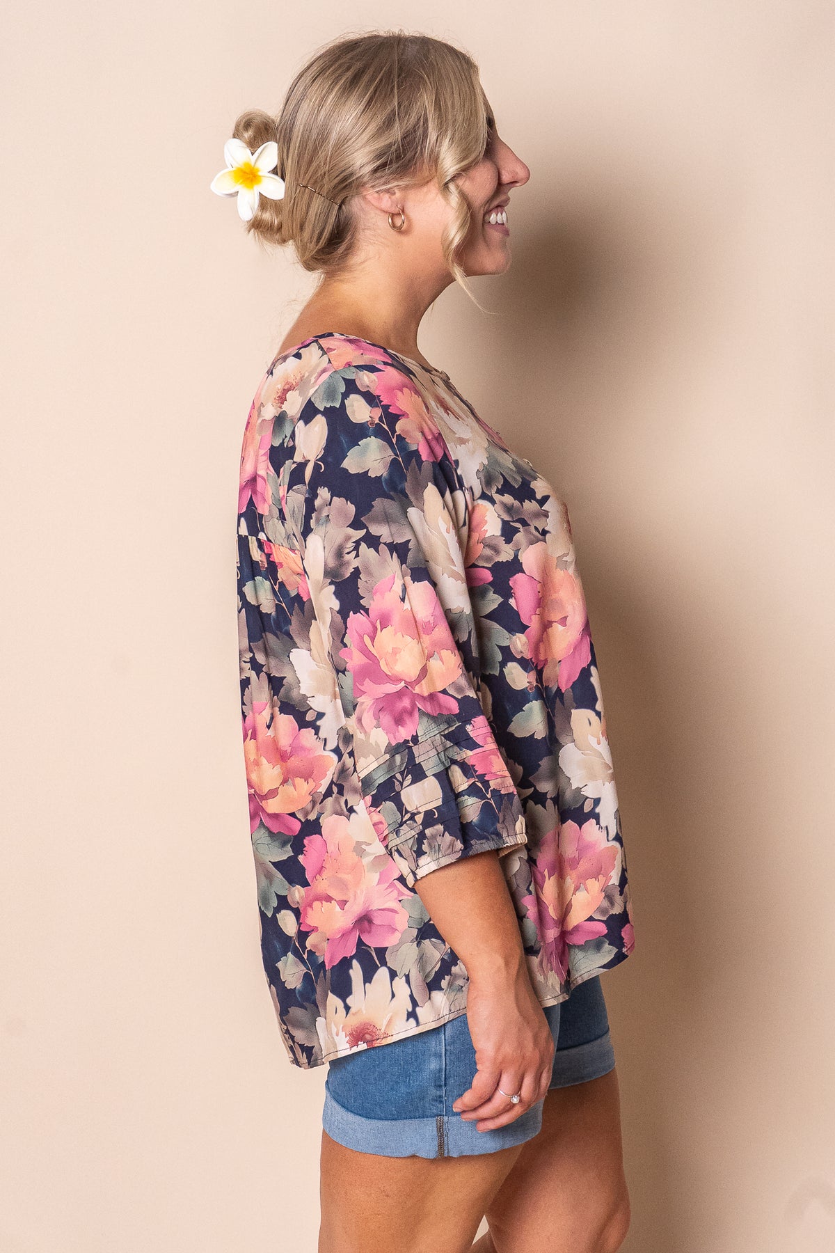Tonia Floral Top in Deep Navy
