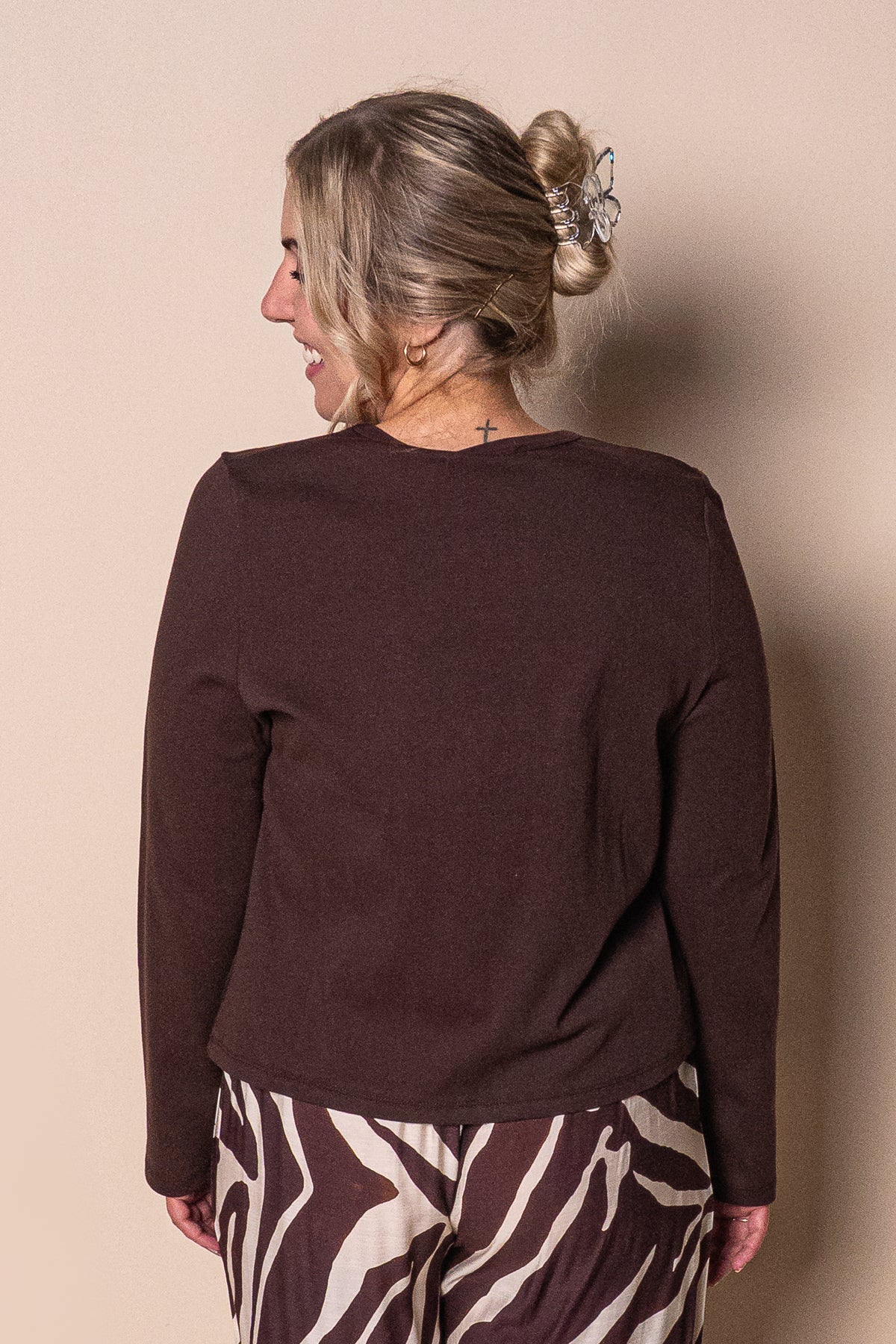 Regular L/S Tee in Chocolate - Silent Theory