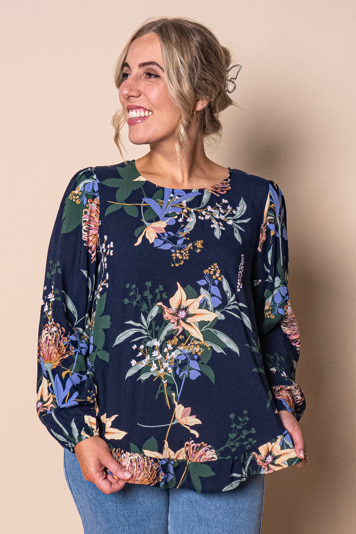 Vasilia Floral Top in Navy
