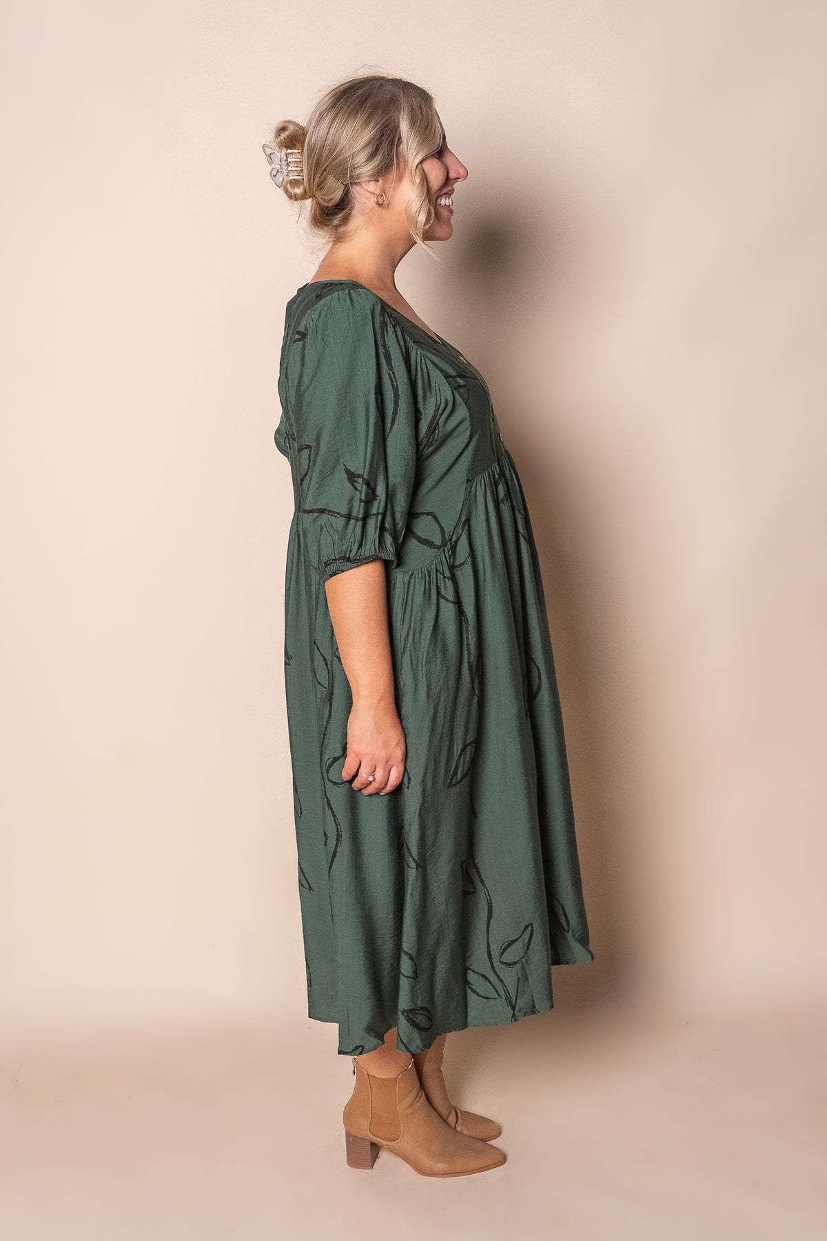 Jada Midi Dress in Dark Green