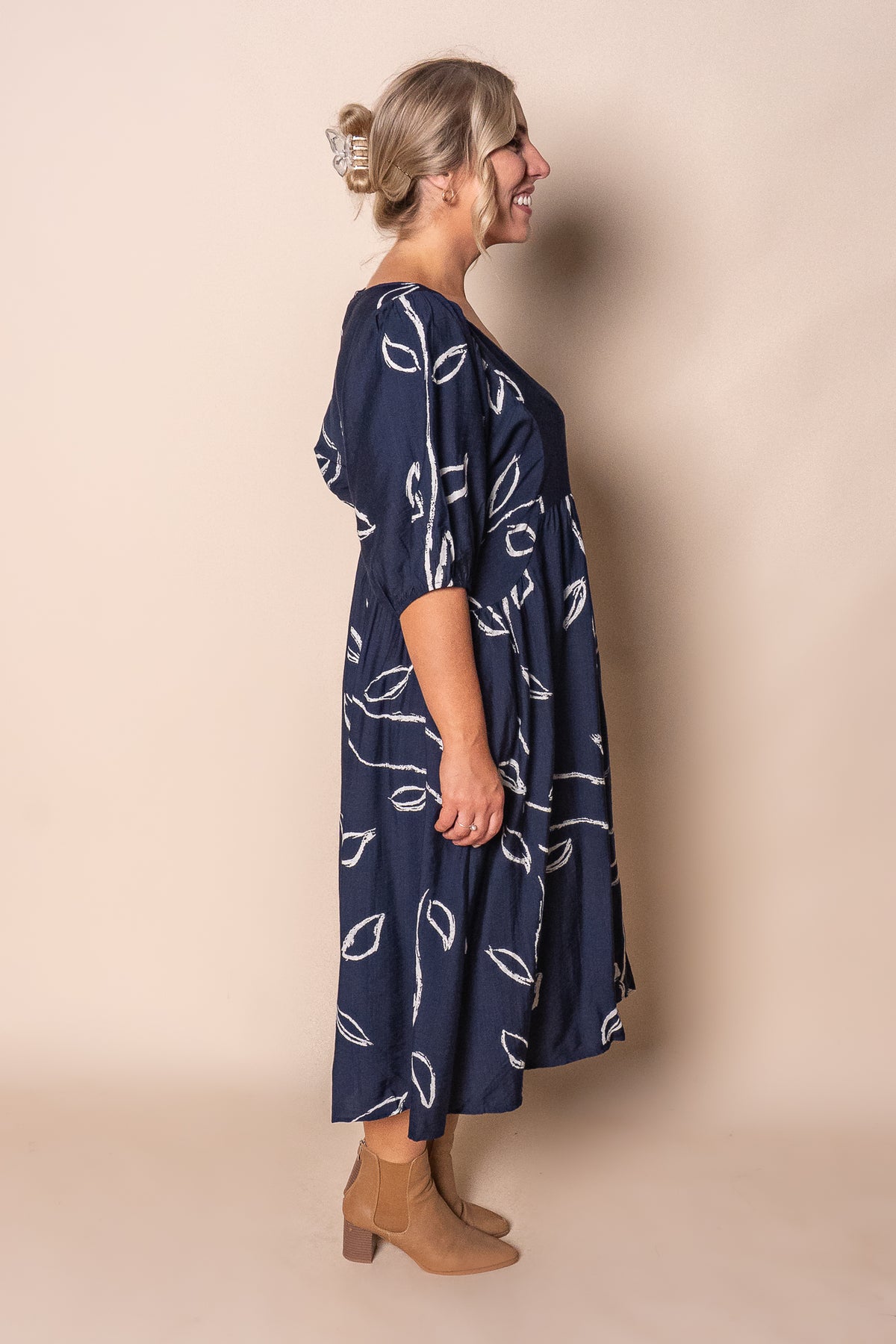 Jada Midi Dress in Navy