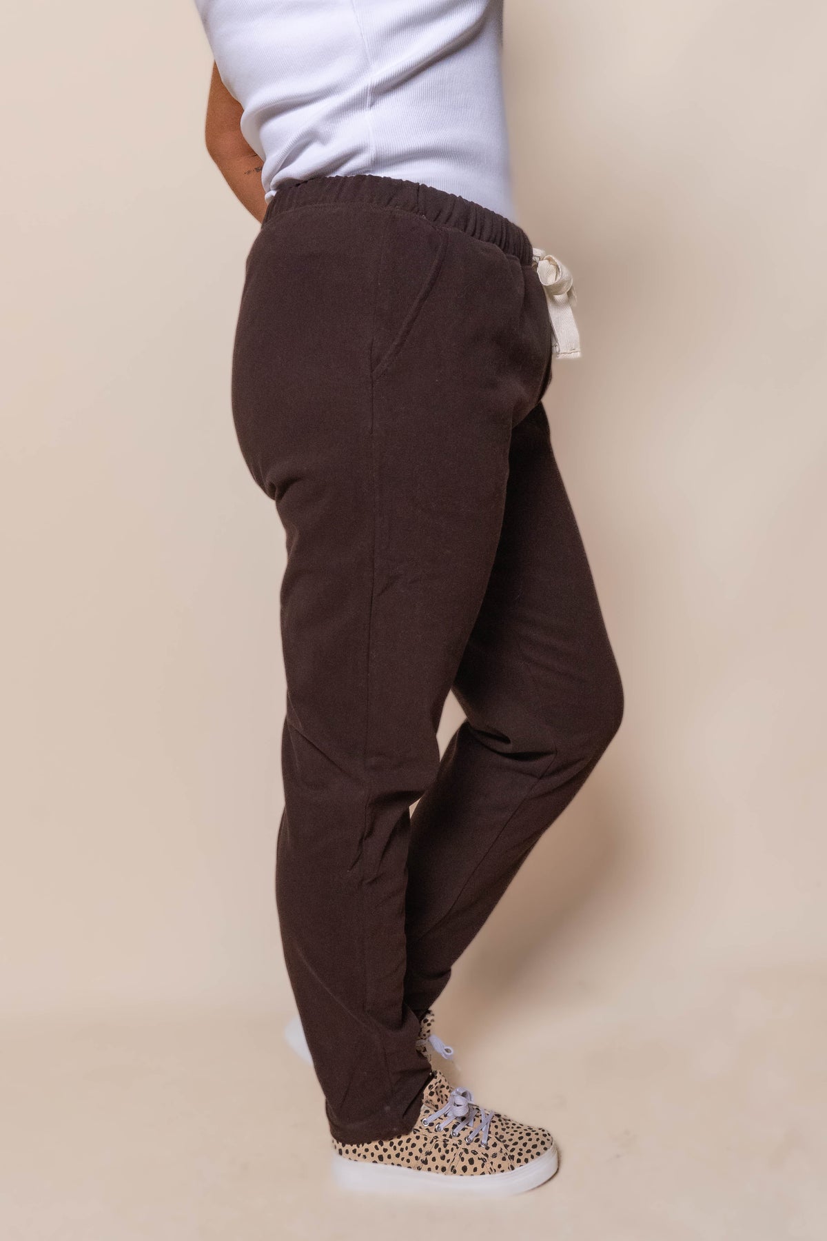Monday Pants in Coffee - Foxwood